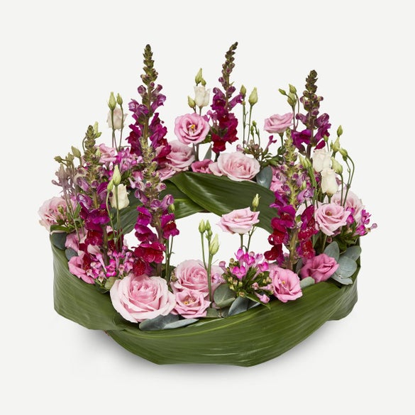 Dekoration / Krans i klassisk stil - pink